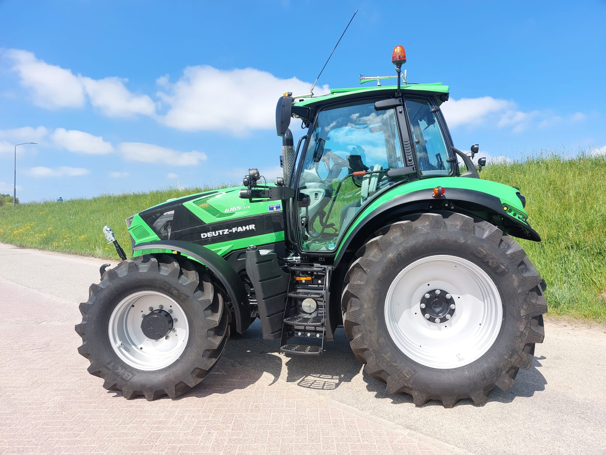 Deutz 6165 TTV 1